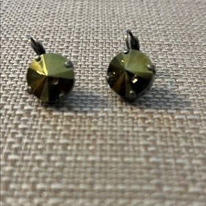 Sabika Vienna Size Olive Crystal Earrings